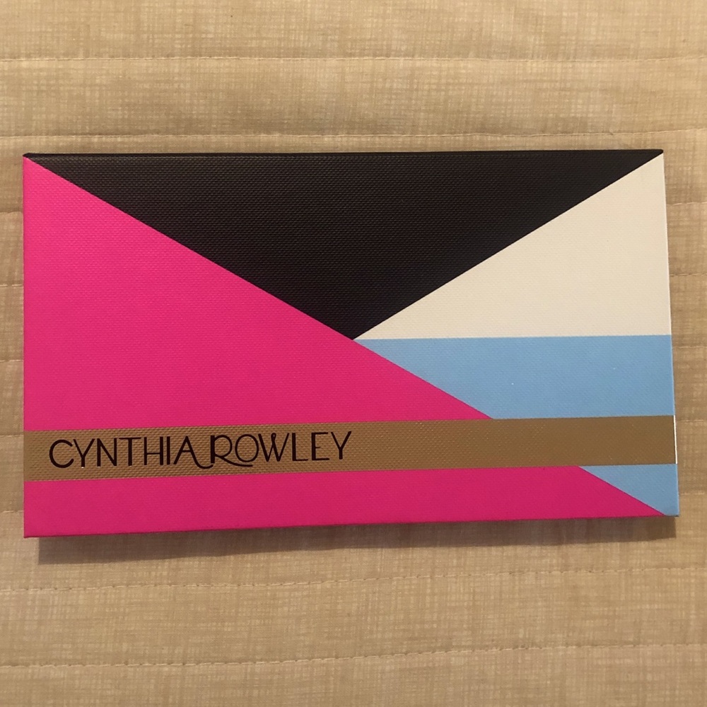 Cynthia Rowley Game Face Eyeshadow Palette - Picture 5 of 10